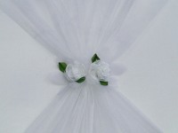 Wedding Album White Drape 2 roses close up _sml.jpg